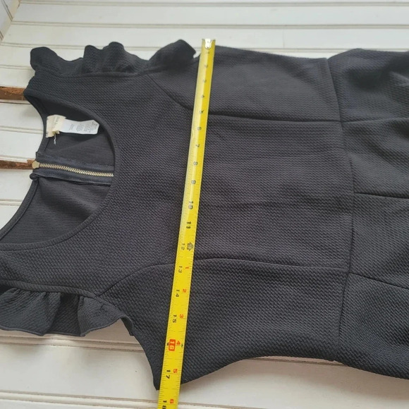 CAUTION TO THE WIND JUMPSUIT Women Black Ruffle Sleeve Textured Black Zip Wode L - Picture 13 of 13